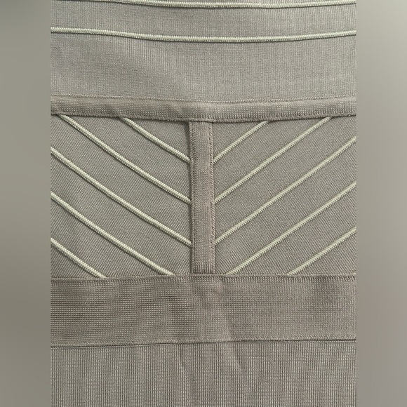 Bebe Champagne Being Rose Dust Stretch Fitted BANDAGE BODYCON DRESS Cocktail S - Picture 6 of 7